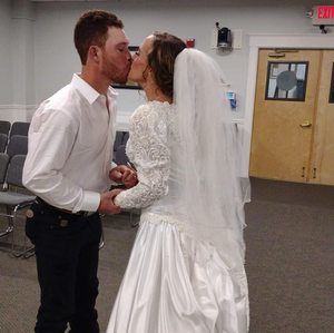 Meet your Posher, Laura jeanne